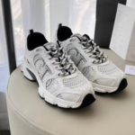 Women's sports running shoes breathable mesh stitching thick bottom leisure